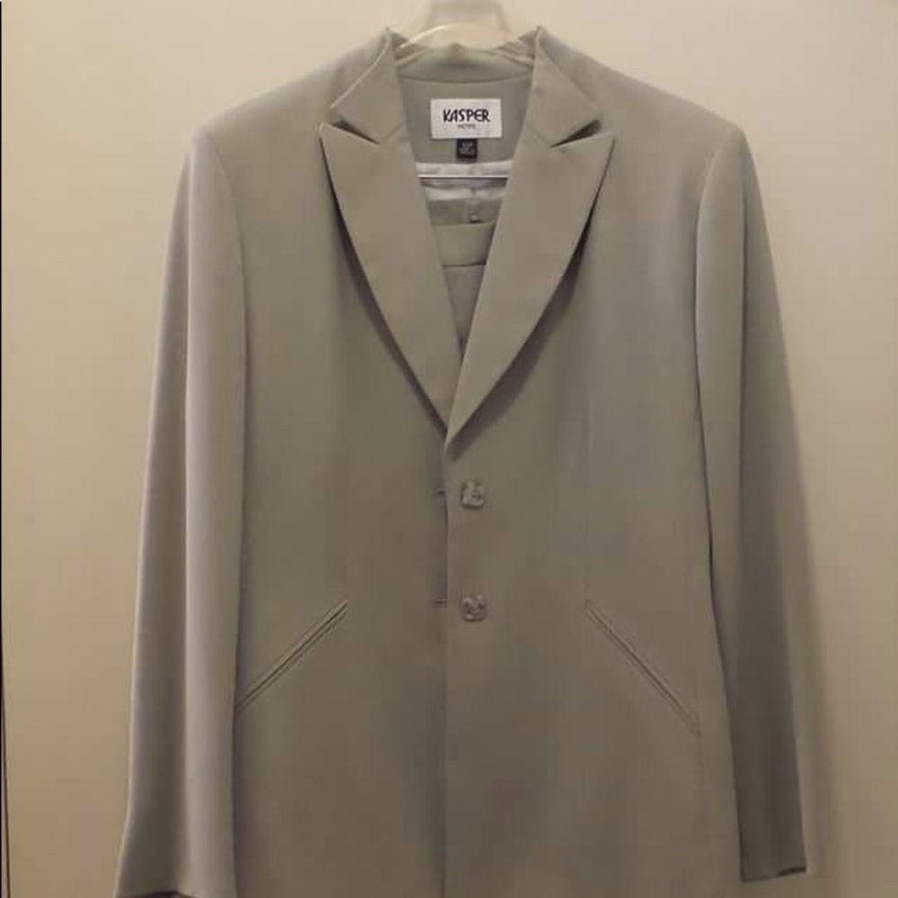 NWT! Kasper pant suit